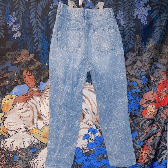 Simple Society Boho Jeans - Picture 4 of 8